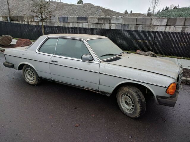 1985 Mercedes-Benz 300-Series - photo 10