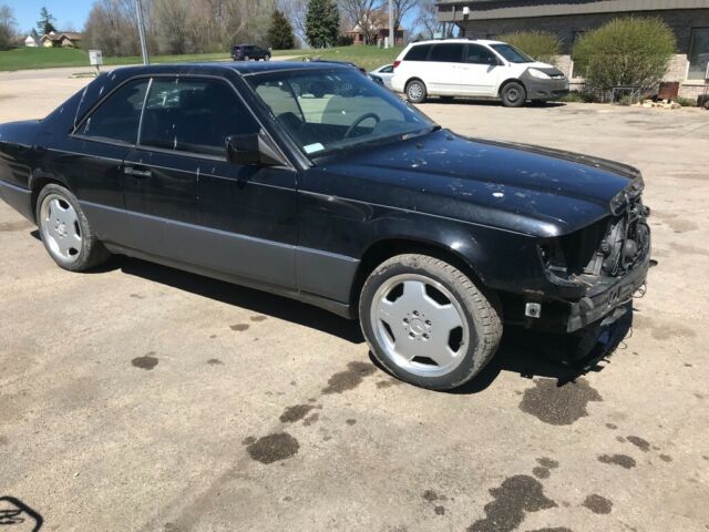 1993 Mercedes-Benz 300-Series coupe - photo 2