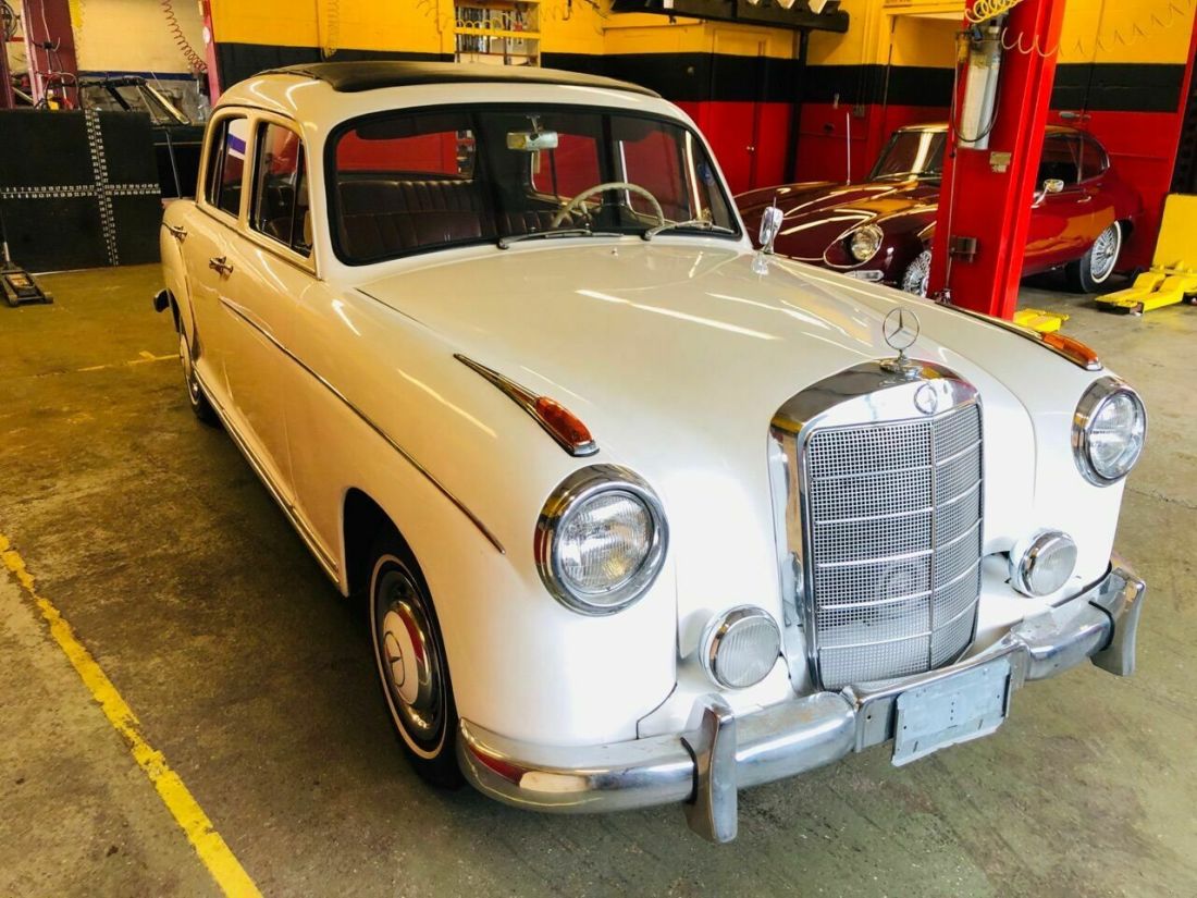 MERCEDES-BENZ W180 220 S * ONLY 33,321 MILES * TURN KEY DRIVER * 1957 Mercedes-Benz W180 220S