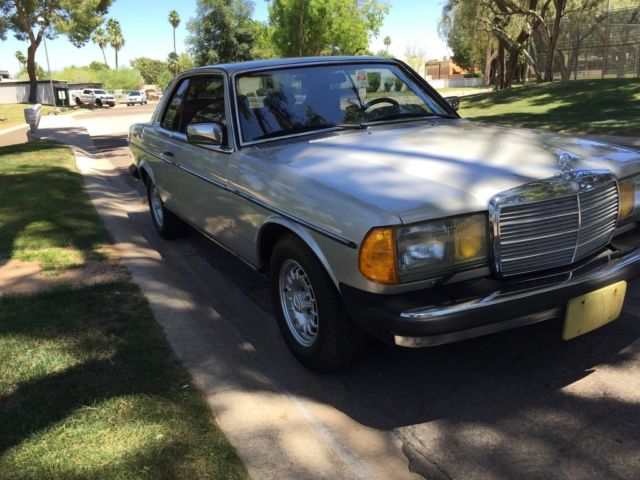 1978 Mercedes-Benz 200-Series 280CE - photo 2