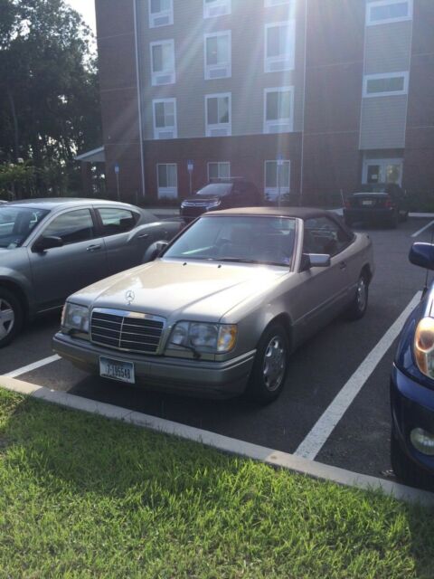 1994 Mercedes-Benz E-Class - photo 2
