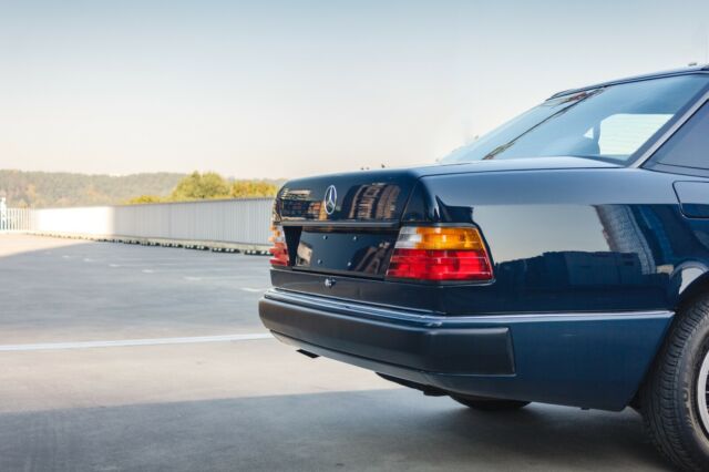 1990 Mercedes-Benz E-Class - photo 13