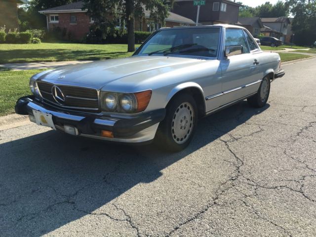 Mercedes SL 560 1987 Mercedes-Benz SL-Class