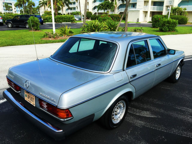1982 Mercedes-Benz 300-Series 300D/300TD TurboDiesel - photo 8