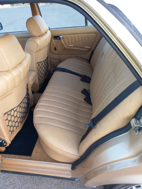 1983 Mercedes-Benz 300-Series - photo 4