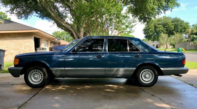 1983 Mercedes-Benz 300-Series - photo 2