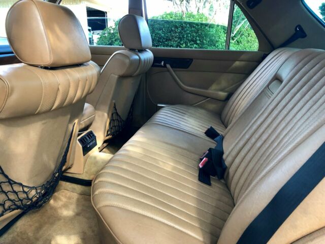 1983 Mercedes-Benz 300-Series - photo 8