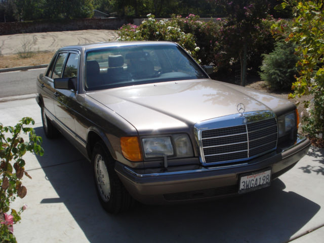 1987 Mercedes-Benz 400-Series 420SEL - photo 2
