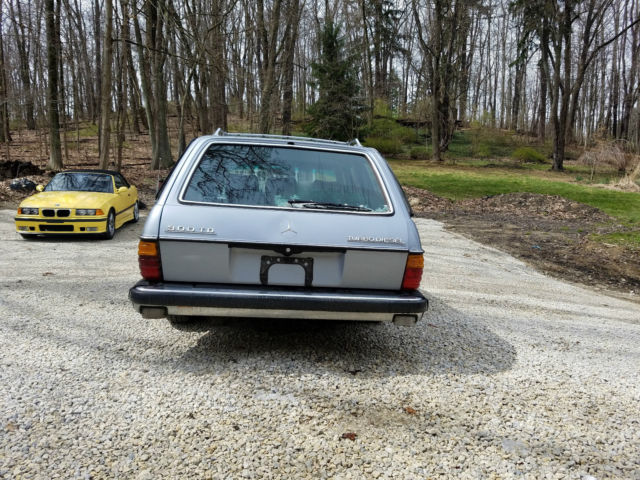 1983 Mercedes-Benz 300-Series 300TD - photo 4