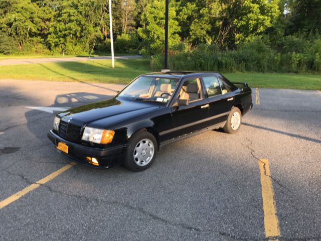 1986 Mercedes-Benz E-Class - photo 4