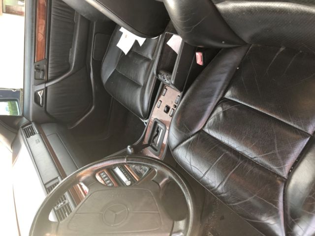 1994 Mercedes-Benz 300-Series E320 wagon - photo 2