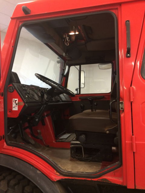 1900 Mercedes-Benz UNIMOG U1250L - photo 12