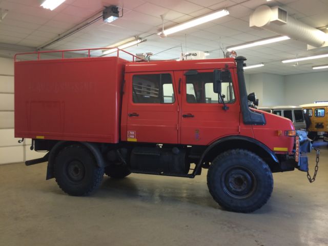 1900 Mercedes-Benz UNIMOG U1250L - photo 4