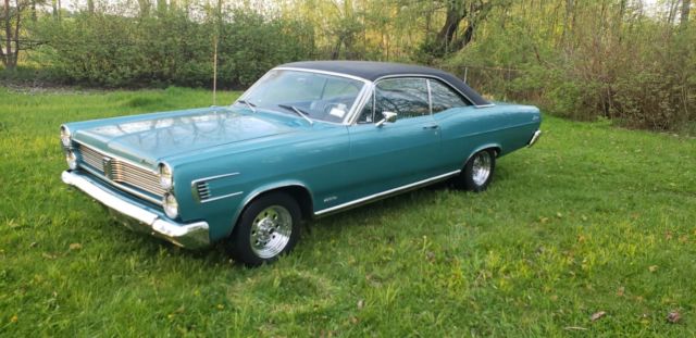Mercury Comet Calinete 289 with 3 speed auto 1967 Mercury Comet Caliente