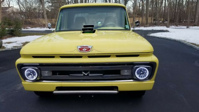 1965 Ford F-100 - photo 2