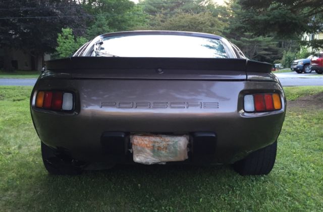 1984 Porsche 928 - photo 6