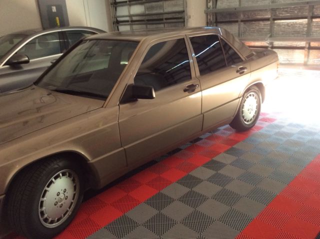 Metallic brown, automatic,2.6 /6 cylinder ,four brand new tiers,a/c is ice cold, 1990 Mercedes-Benz 190-Series
