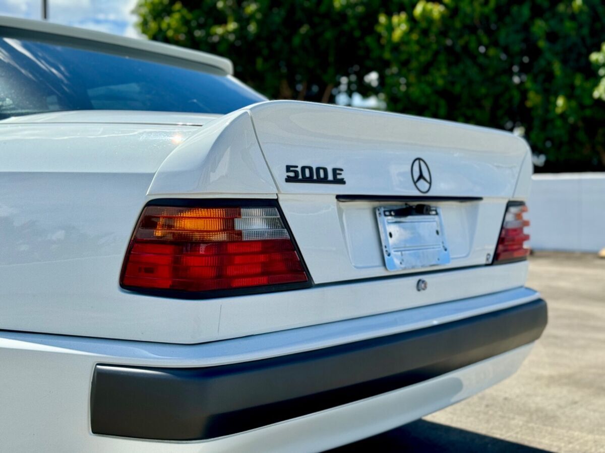 1993 Mercedes-Benz 500-Series 500E - photo 11