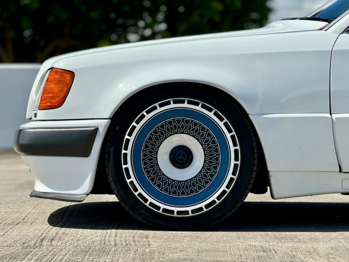 1993 Mercedes-Benz 500-Series 500E - photo 9