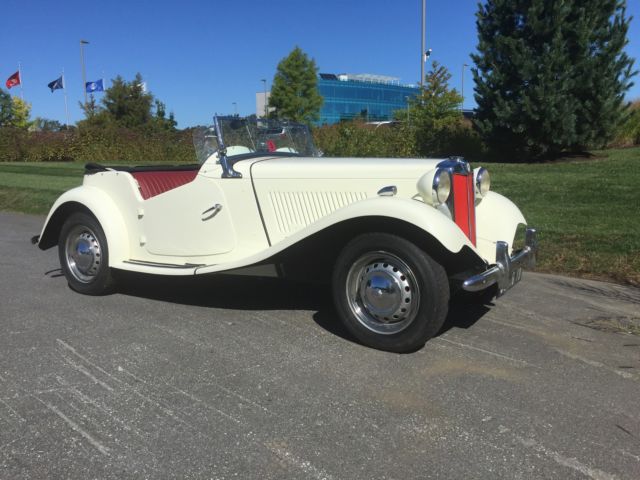 1952 MG T-Series 2 door  Roadster