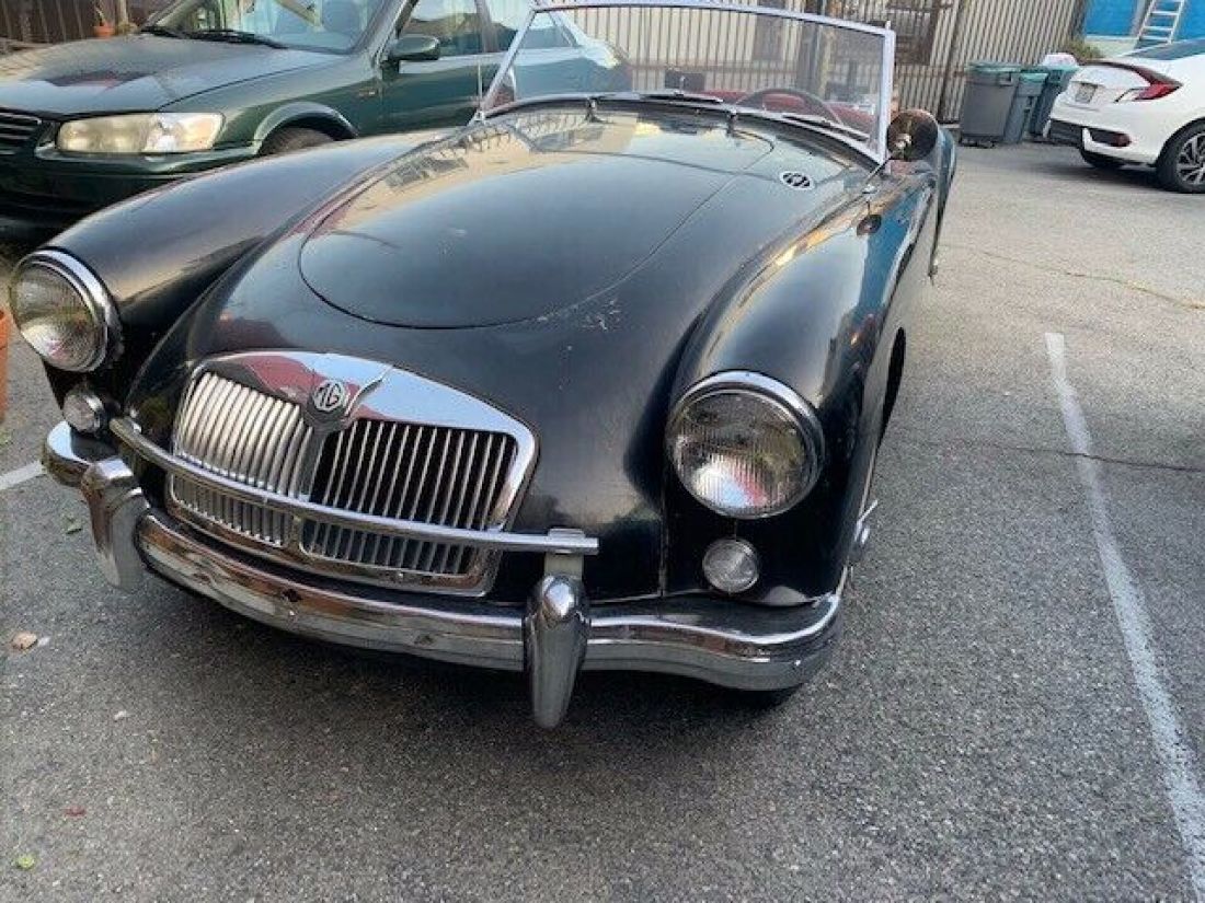 MG Folder 1958 MGA Roadster and Coupe (Black) Used 1958 MG MGA