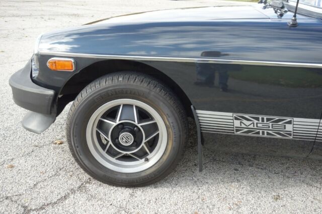 1980 MG MGB -PRICE DROP -LIMITED- DARK CHARCOAL CONVERTIBLE - - photo 12