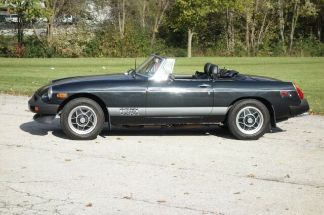 1980 MG MGB -PRICE DROP -LIMITED- DARK CHARCOAL CONVERTIBLE - - photo 2