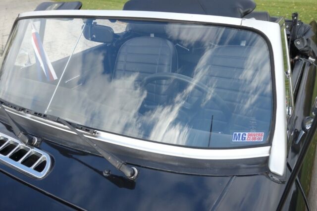 1980 MG MGB -PRICE DROP -LIMITED- DARK CHARCOAL CONVERTIBLE - - photo 8