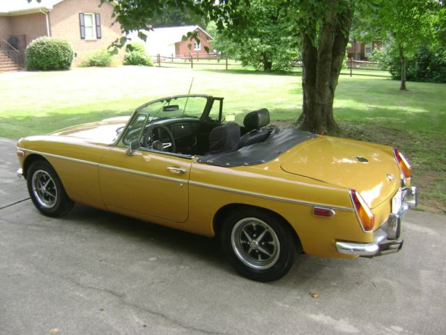 1973 MG MGB Conv - photo 4