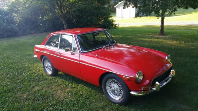 1972 MG MGB Coup - photo 4