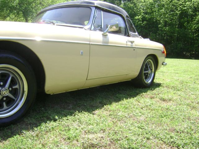 1973 MG MGB Convertible - photo 13