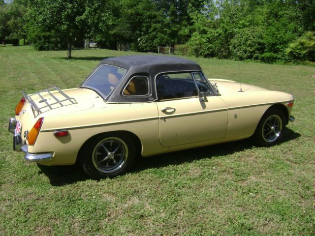 1973 MG MGB Convertible - photo 3