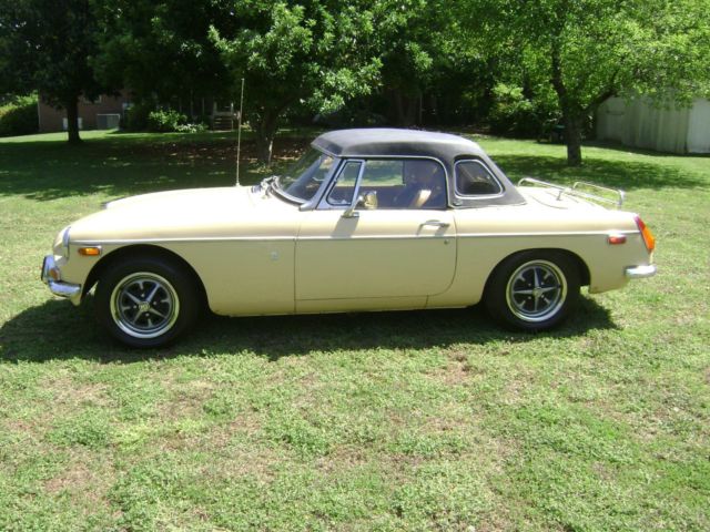 1973 MG MGB Convertible - photo 6