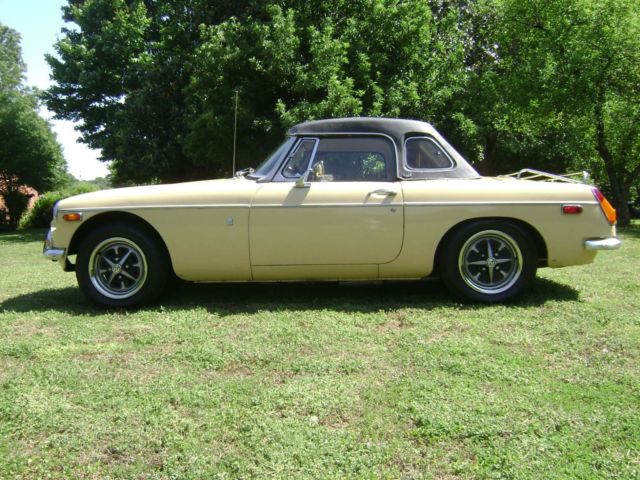 1973 MG MGB Convertible - photo 8