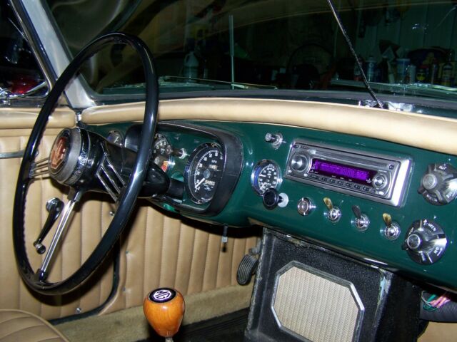 1964 MG MGB - photo 7