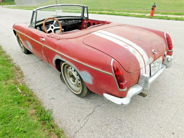 1964 MG MGB roadster - photo 6