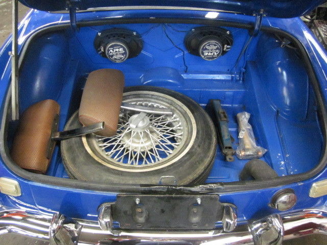 1977 MG B - photo 5