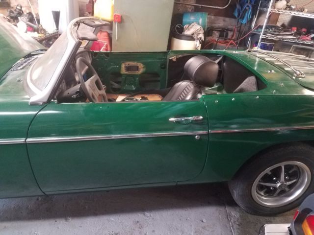 1977 MG MGB Convertible - photo 4