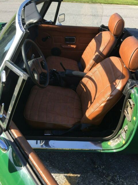 1977 MG MGB tan - photo 3