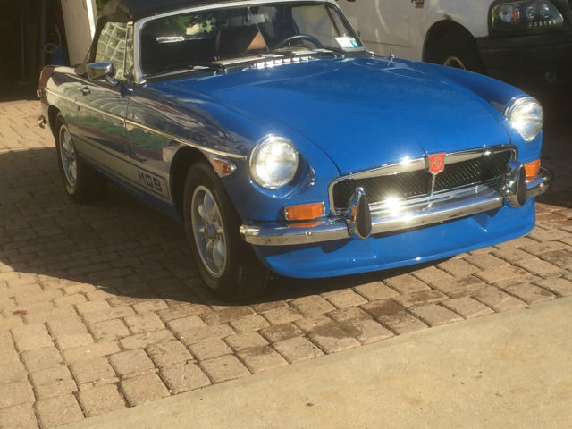 1977 MG MGB - photo 2