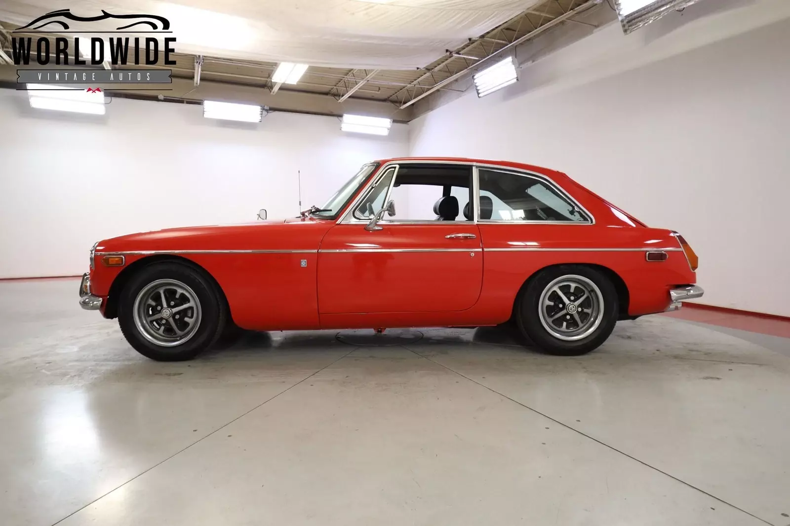 1971 MG MGB GT - photo 3