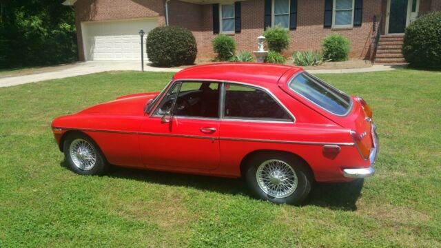1972 MG MGB Coup - photo 4