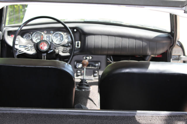 1968 MG MGB GT - photo 11