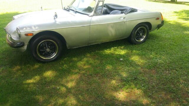 1974 MG MGB Convertible - photo 11