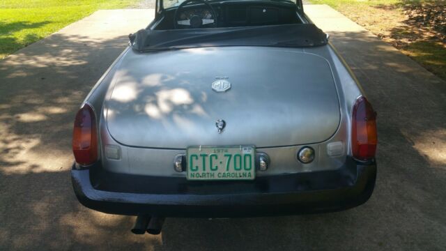 1974 MG MGB Convertible - photo 8
