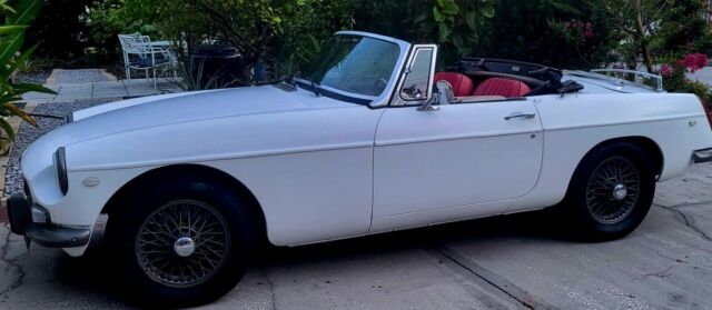 1974 MG MGB - photo 7