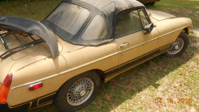 1975 MG MGB - photo 2