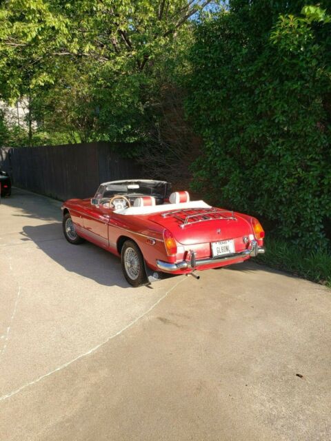 1974 MG MGB MGB Strips