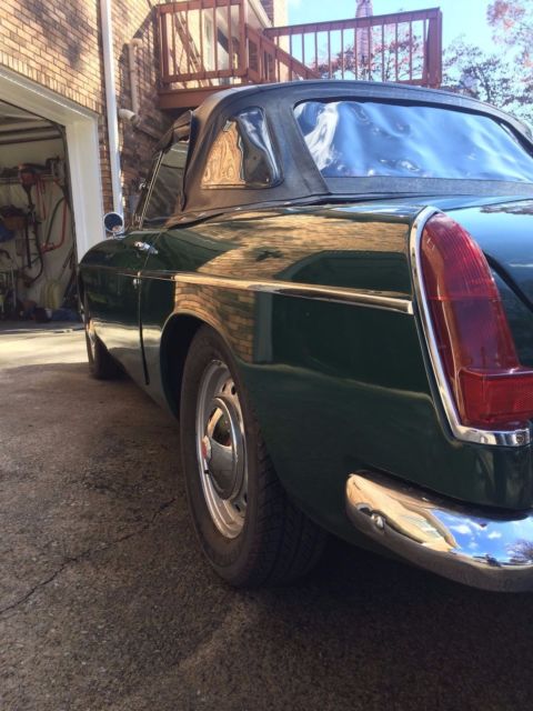 1967 MG MGB Roadster - photo 6