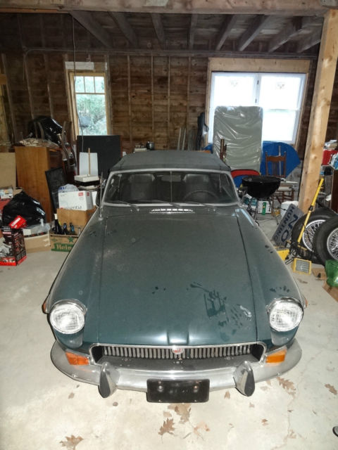 MGB Roadster Convertible MK III - 1972 1972 MG MGB Roadster Convertible